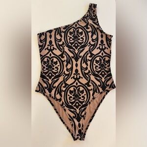 Elegant Wallpaper Print Damask Black and Tan Bodysuit